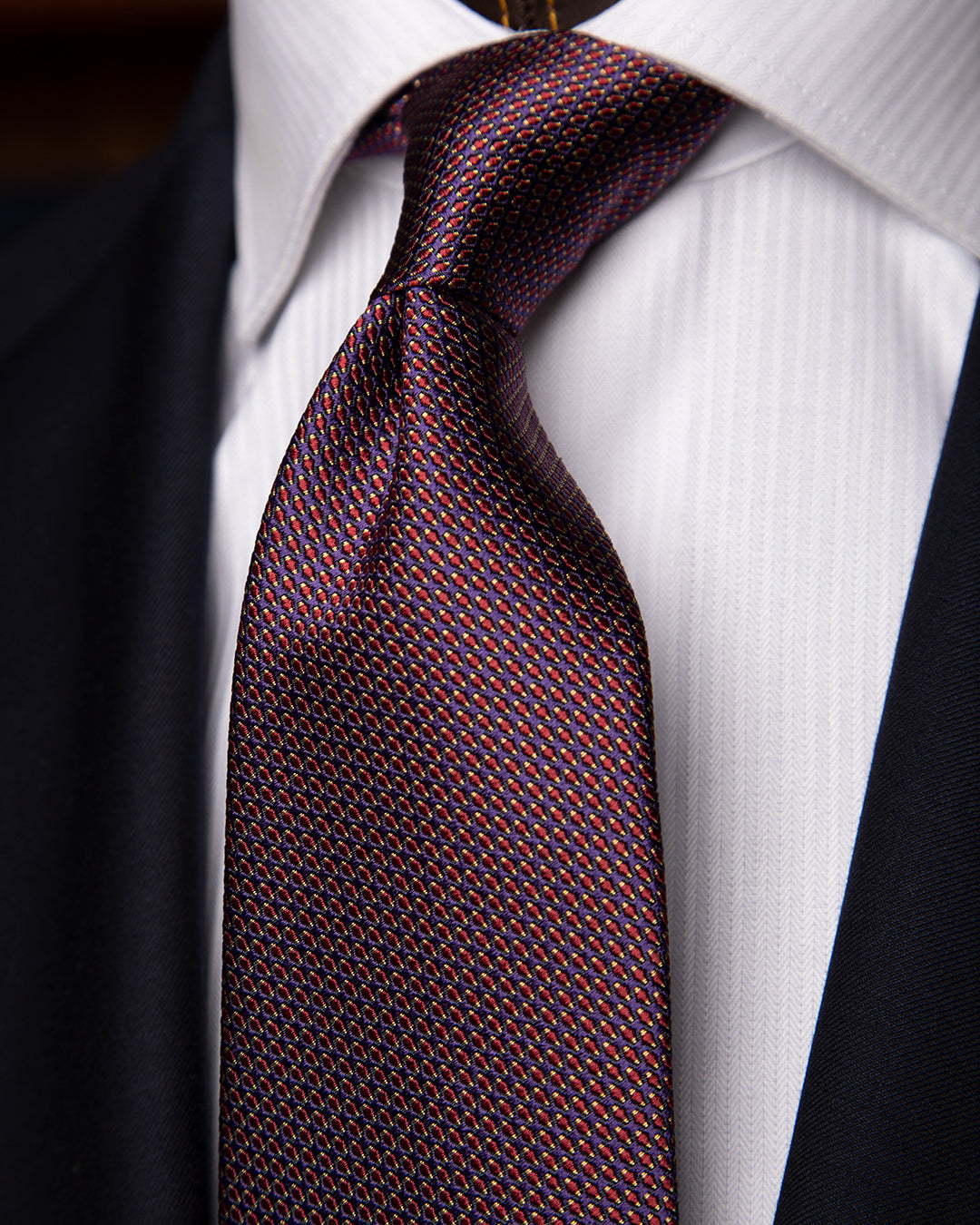 Cravatta Jacquard con Microtrama Blu Notte, Rosso Rubino, Giallo Oro