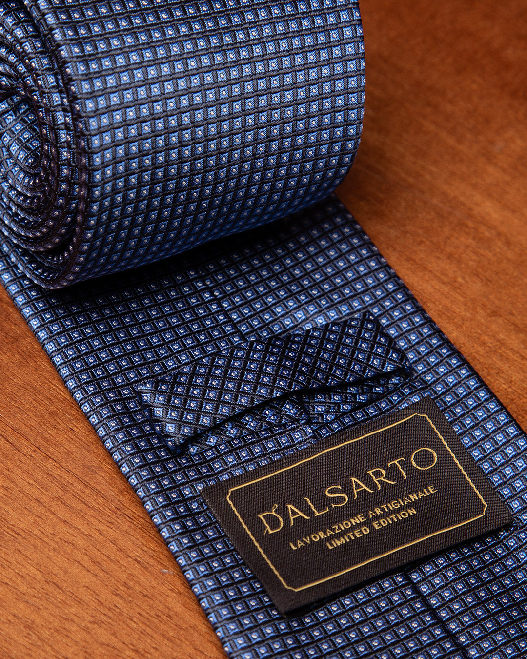 Cravatta Micro-Pixel Oltremare