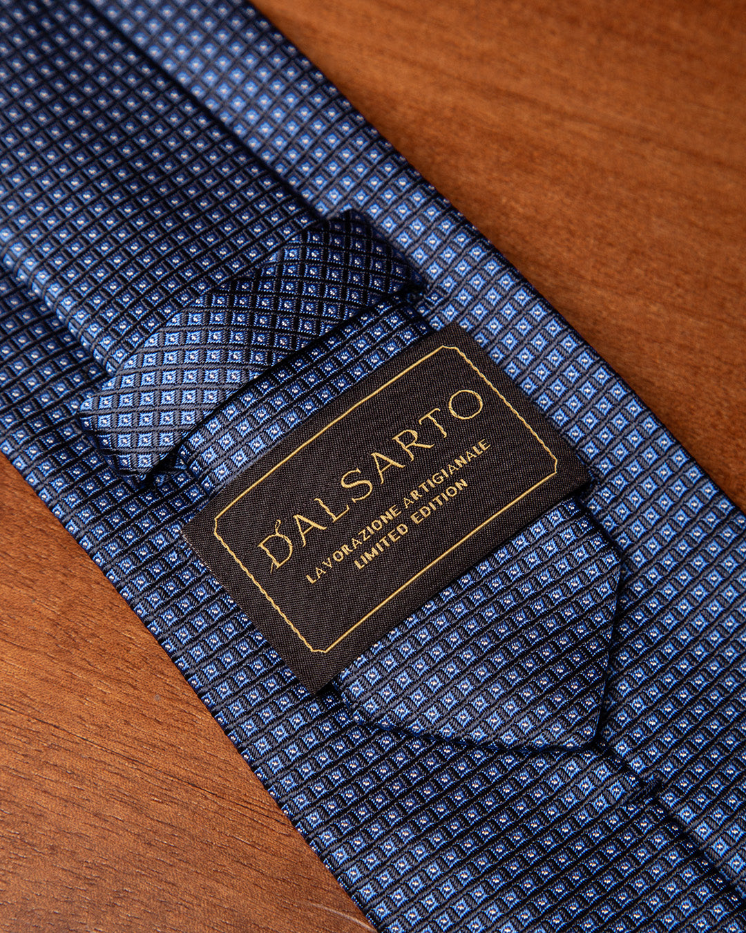 Cravatta Micro-Pixel Oltremare