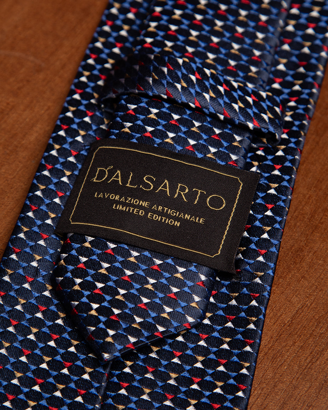 Cravatta Blu con Fantasia Multicolor