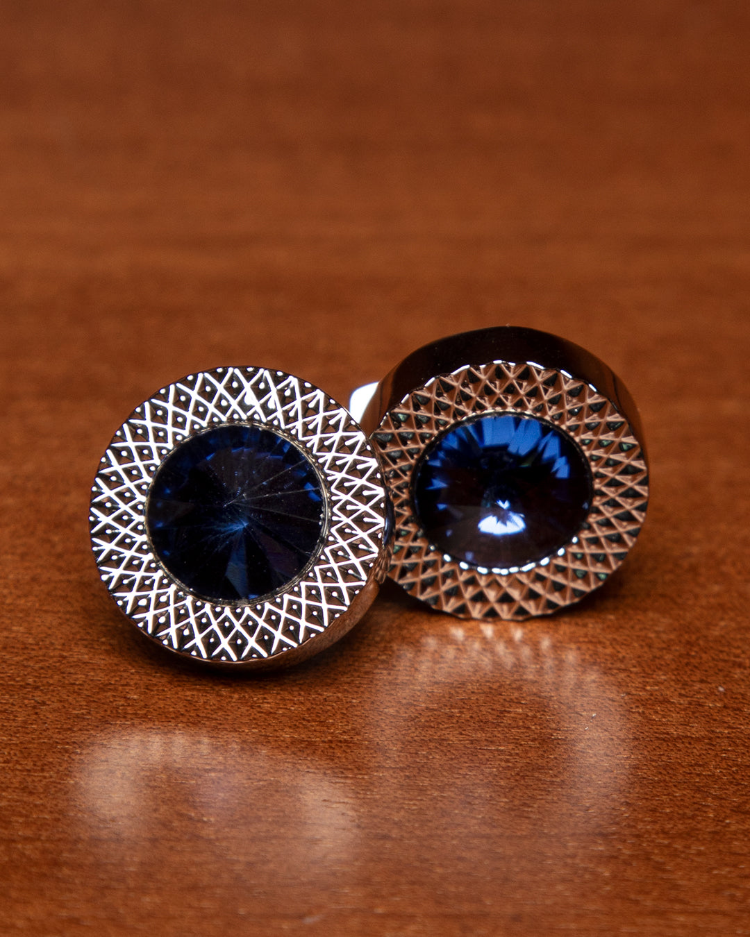 Gemelli Color Argento con Pietra Blu Incastonata