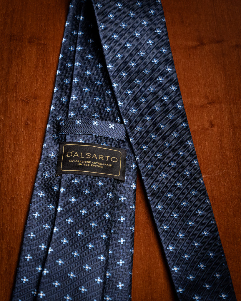 #color_blu notte con fiori azzurri