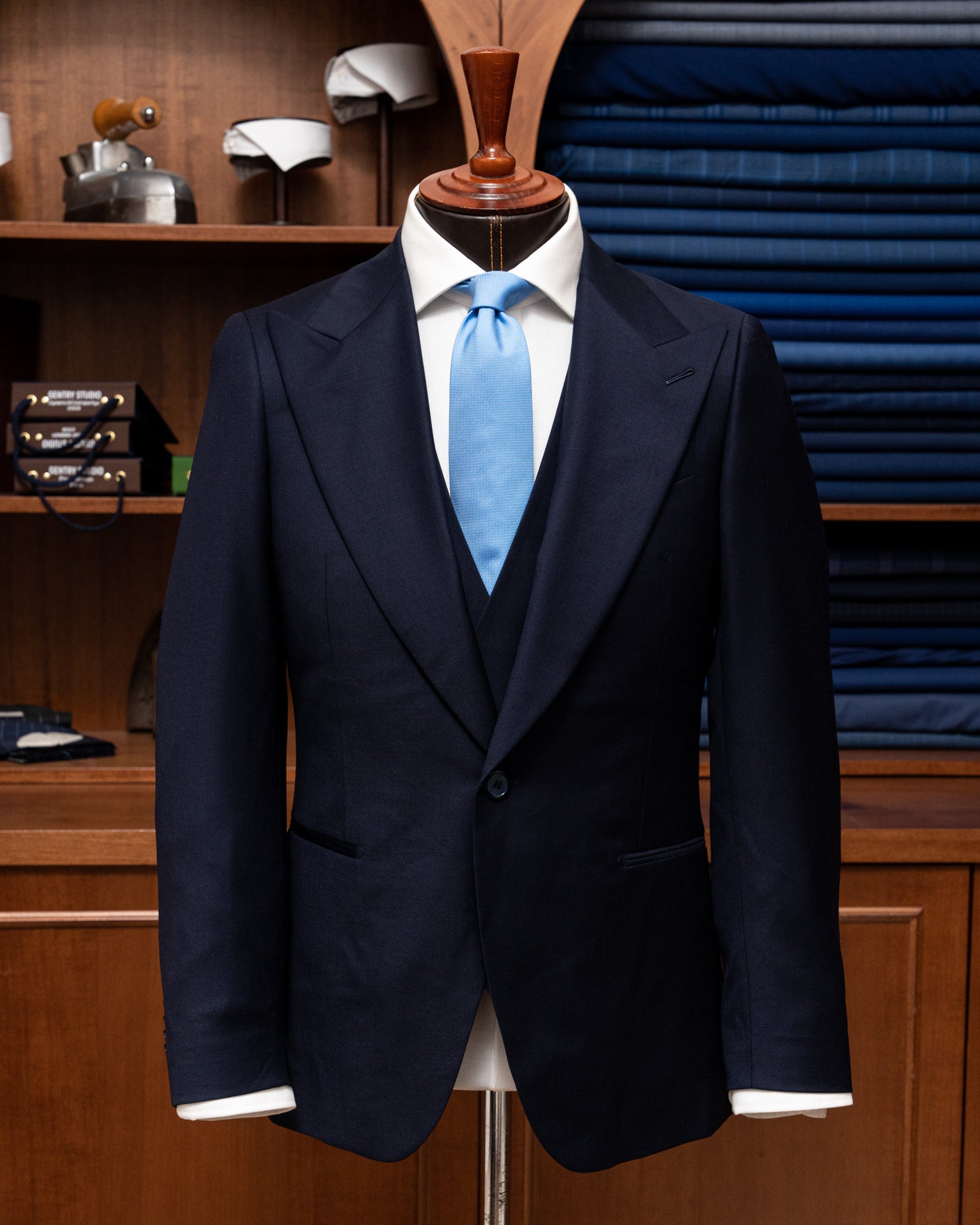 Abito Modernico Blu Notte con Gilet