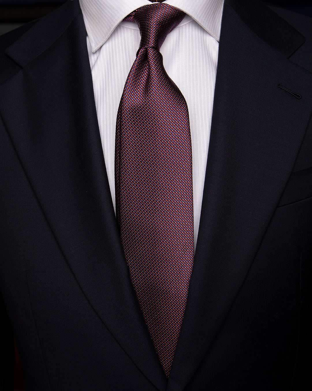 Cravatta Jacquard con Microtrama Blu Notte, Rosso Rubino, Giallo Oro