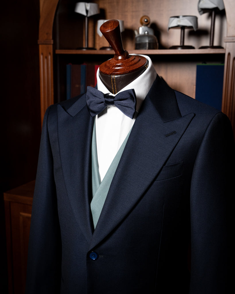 Abito Bernini Blu Dalsarto con Gilet Verde Salvia