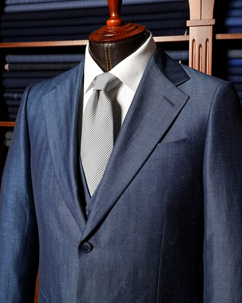 Giotto Herringbone Blue Linen suit with Vest