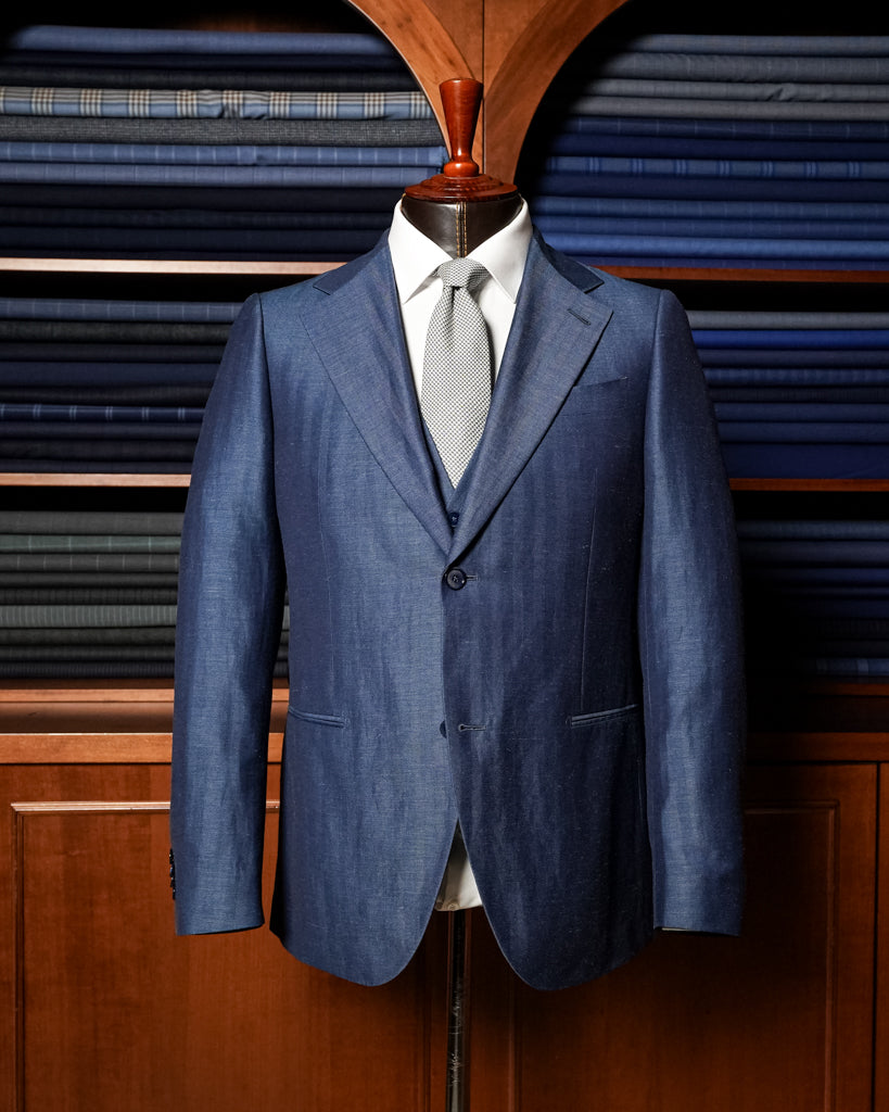 Giotto Herringbone Blue Linen suit with Vest