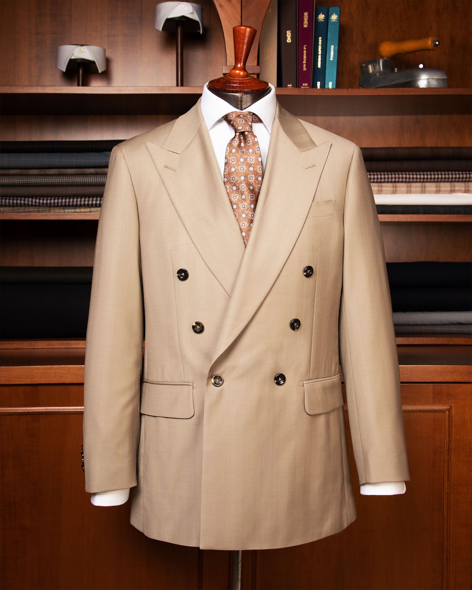 Abito Perugino Beige Spinato Sfoderato