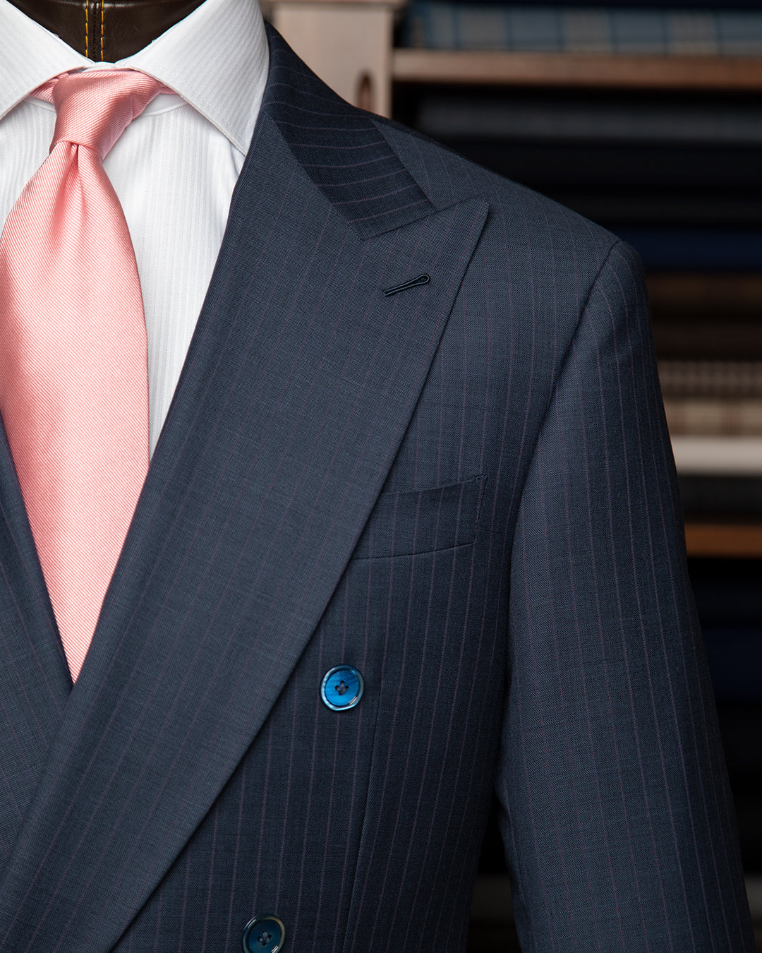 Abito Perugino Gessato Pavone e Glicine