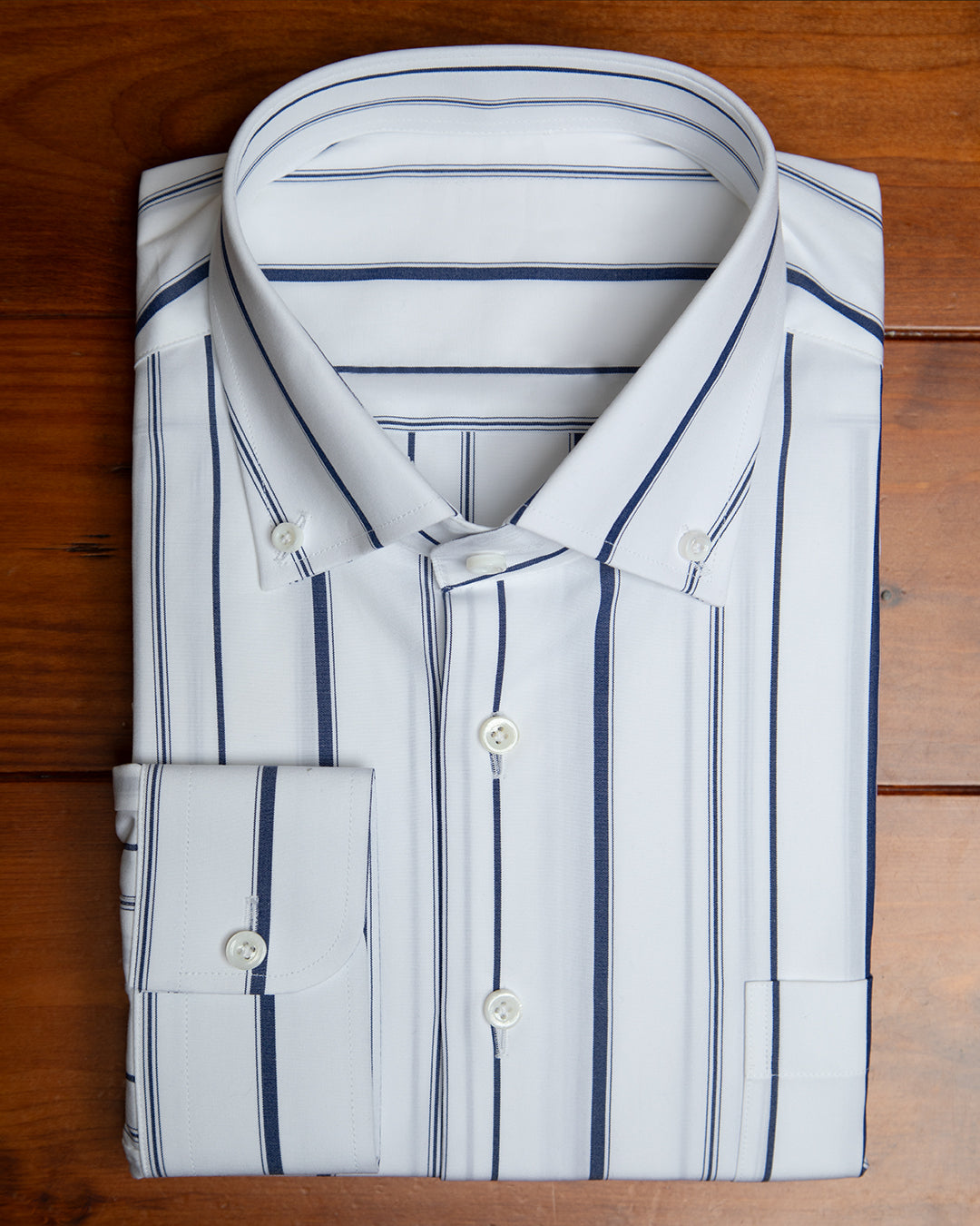 Camicia Bianca a Righe Blu