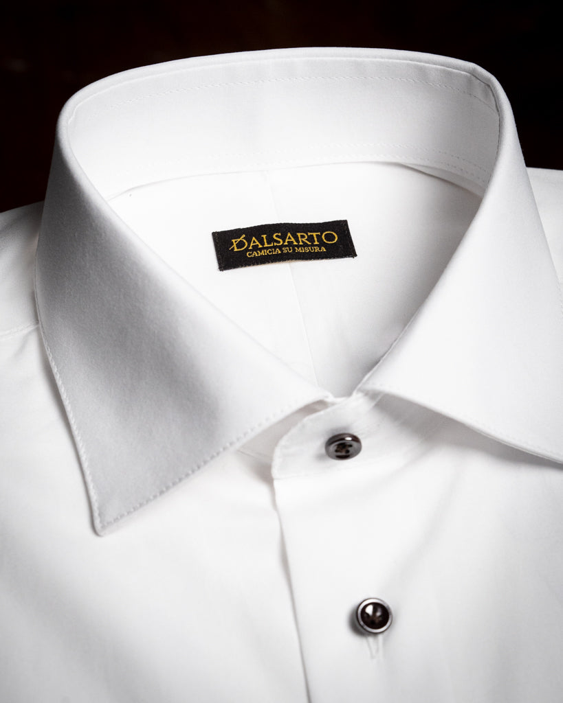 Camicia Bianca Con Bottoni Neri