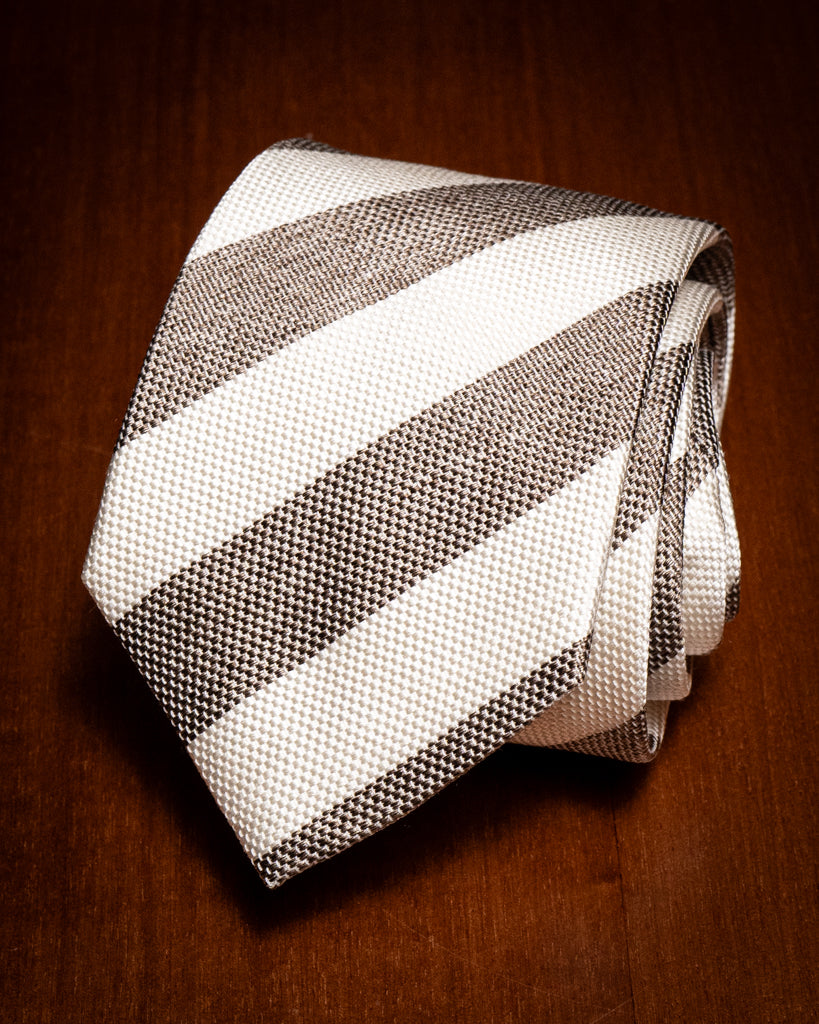Cravatta Bianca e Marrone a Righe