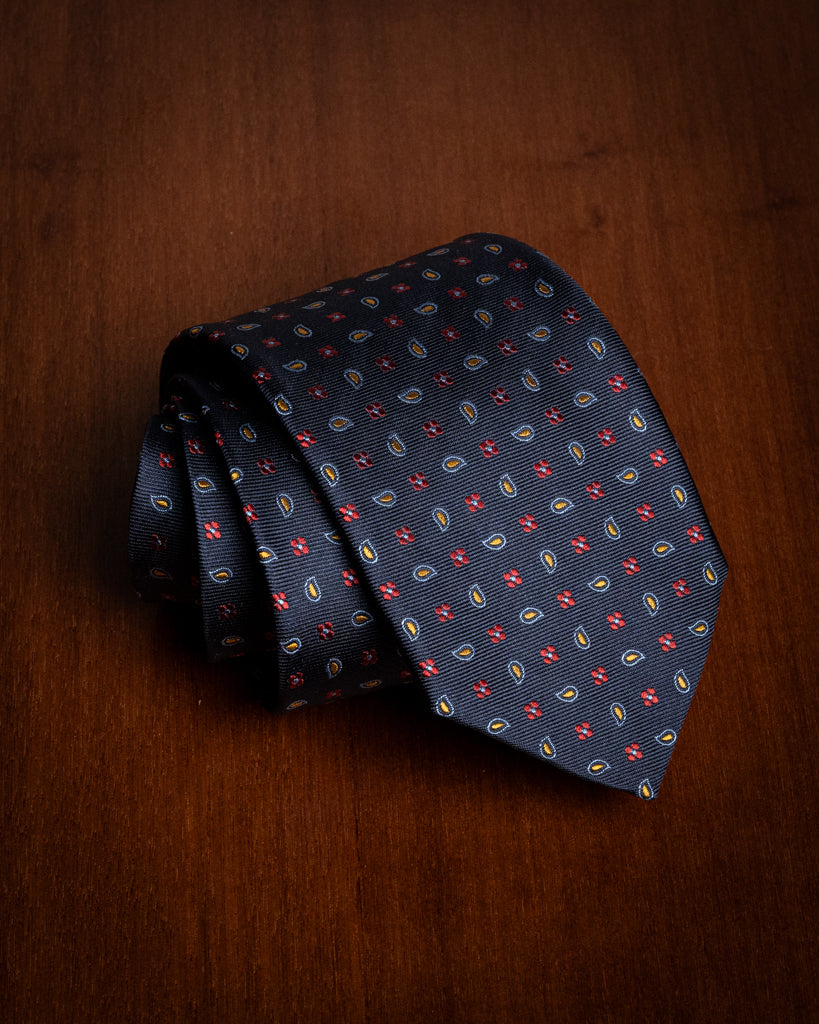 Cravatta Rossa Con Fantasia Paisley | Disponibile! | Bohemian Revolt
