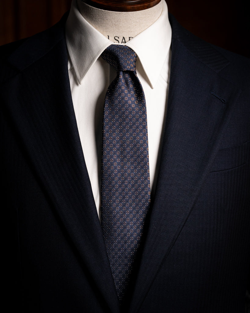 Cravatta Jacquard Blu Notte con Microfantasia Cacao