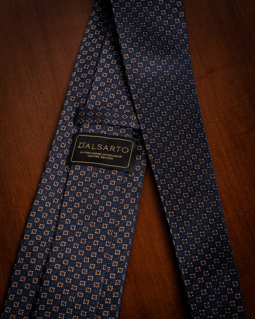 Cravatta Jacquard Blu Notte con Microfantasia Cacao