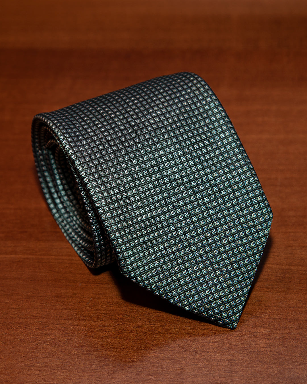 Cravatta Jacquard Verde Ottanio Con Microquadri Azzurri