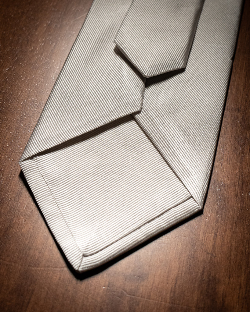 Agostino Silver Metal Tie
