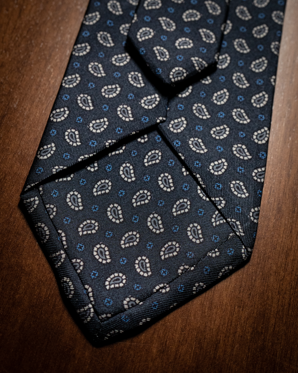 Agostino Midnight Blue Tie with Gray Pattern