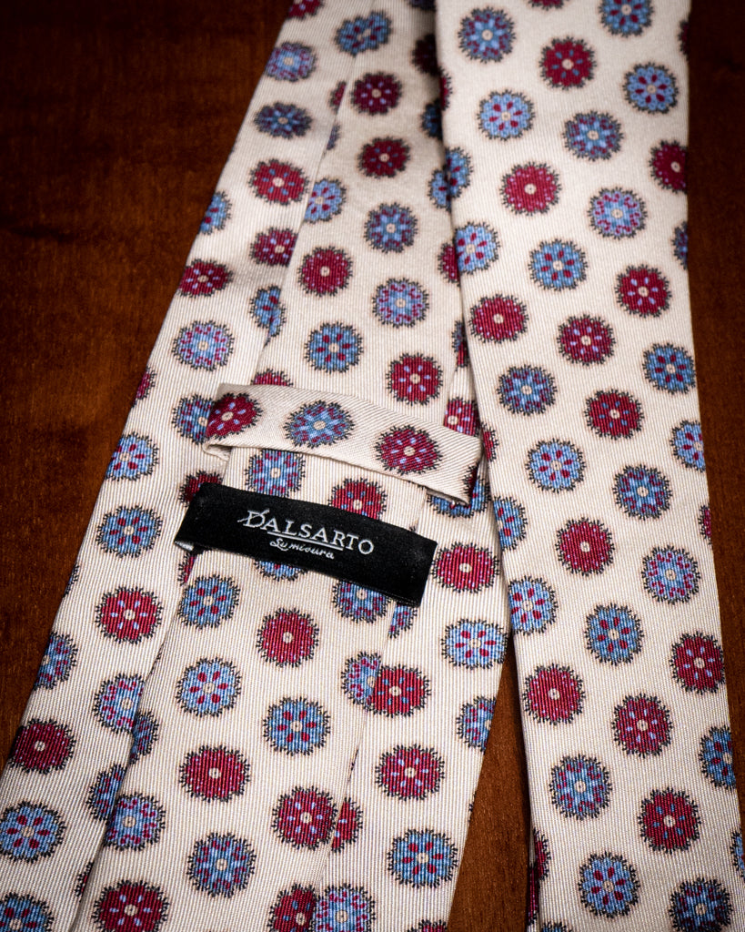 Agostino Cream Tie with Flowers