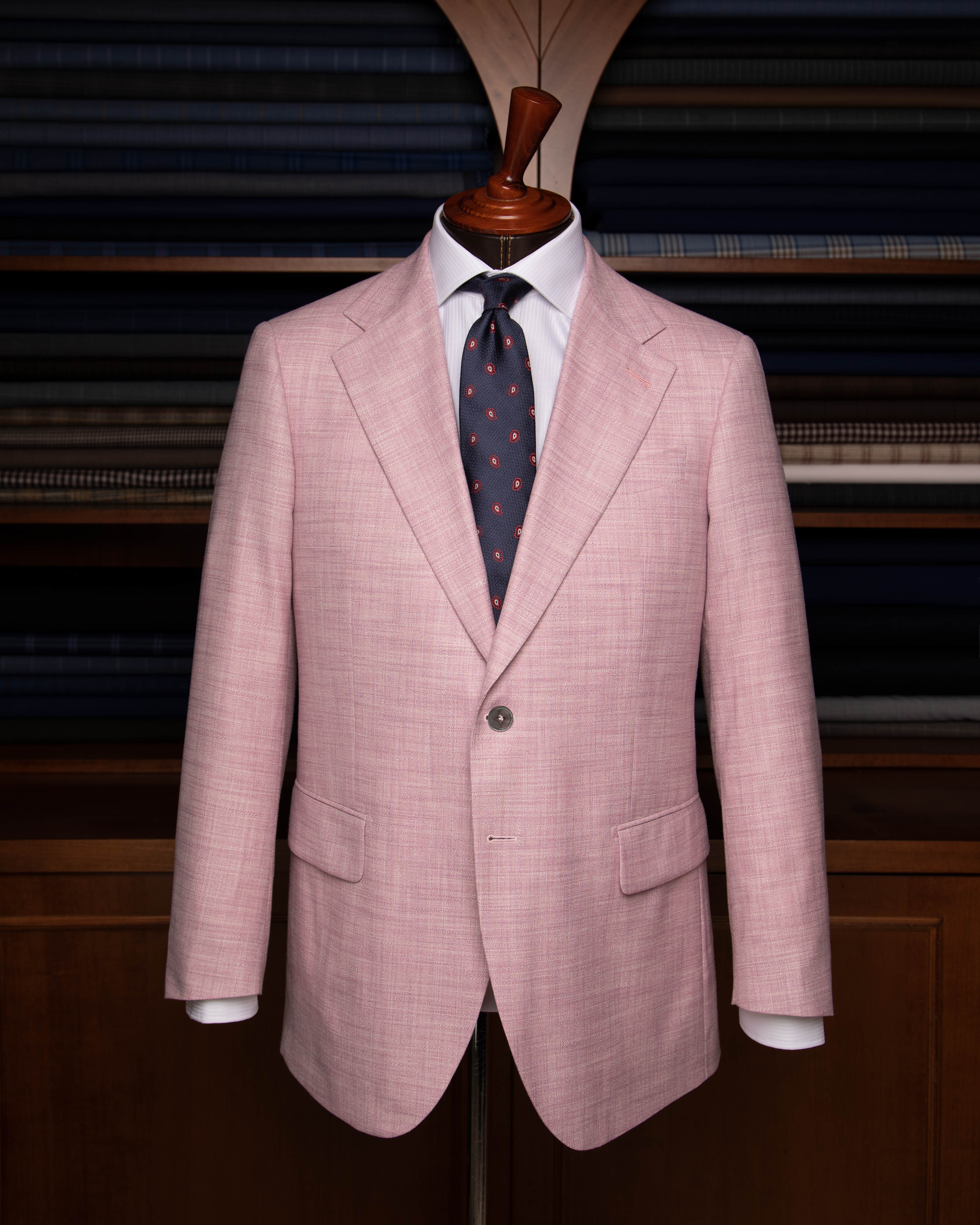 Giotto Pink Suit