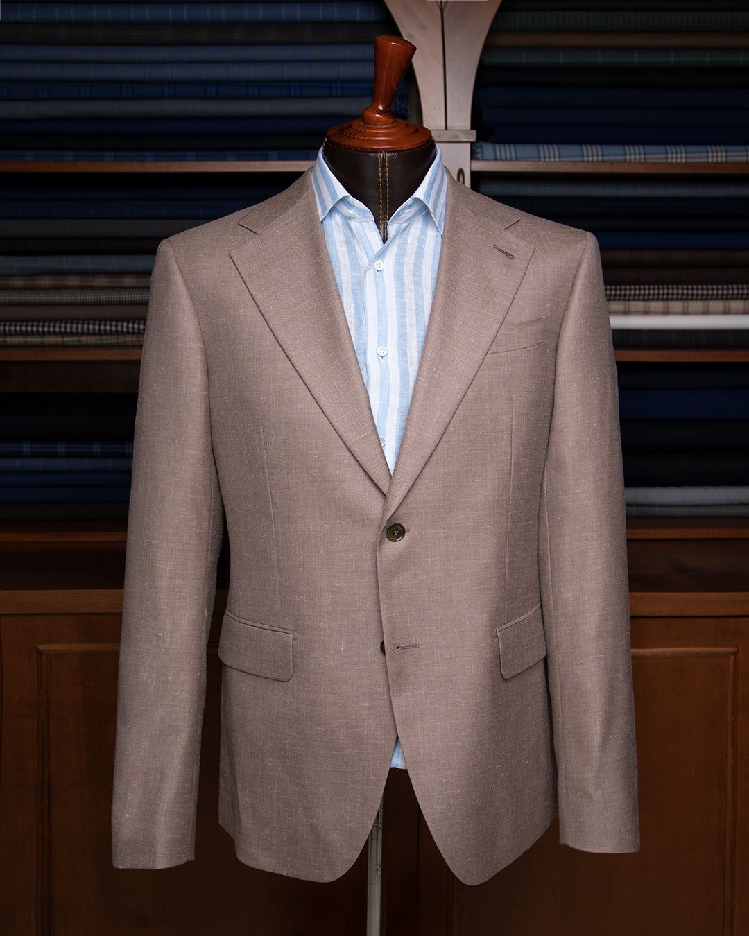 Giotto Sand Suit