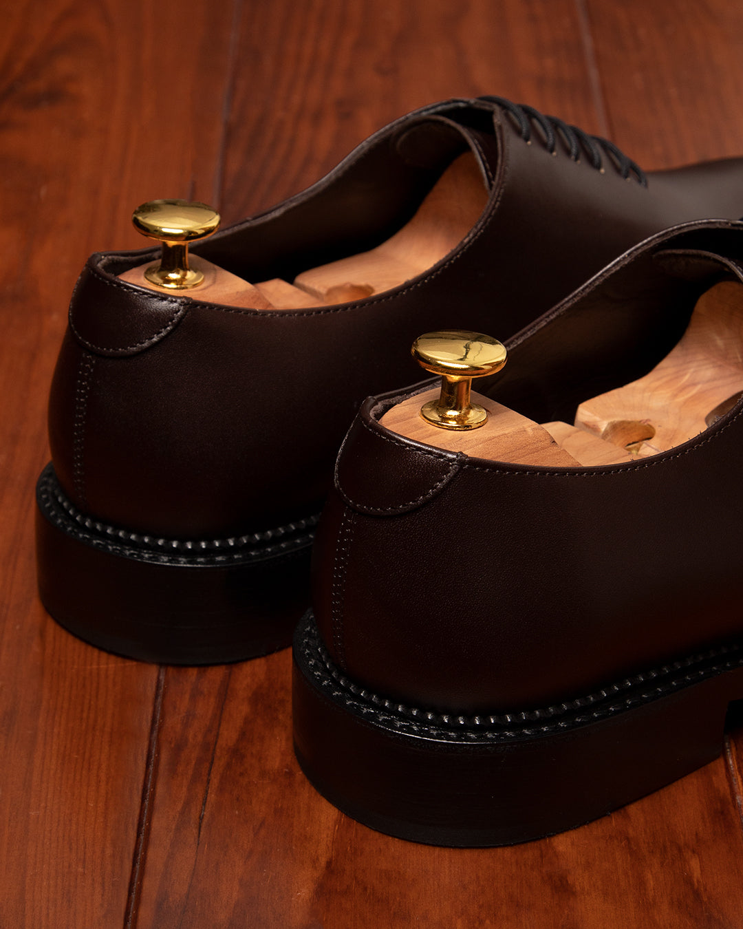One Piece Matte Brown Shoe