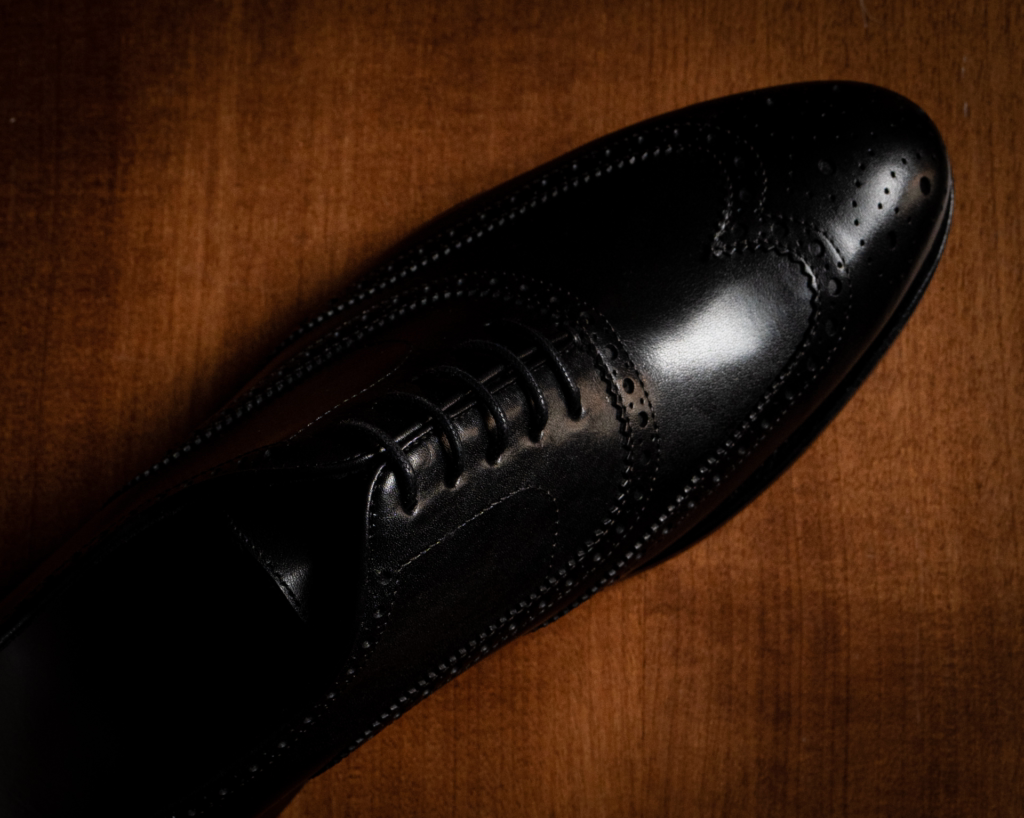 Scarpa Nera Full Brogue