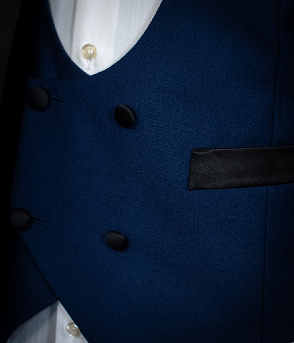 Smoking Michelangelo Blu Cobalto con Rever in Raso nero