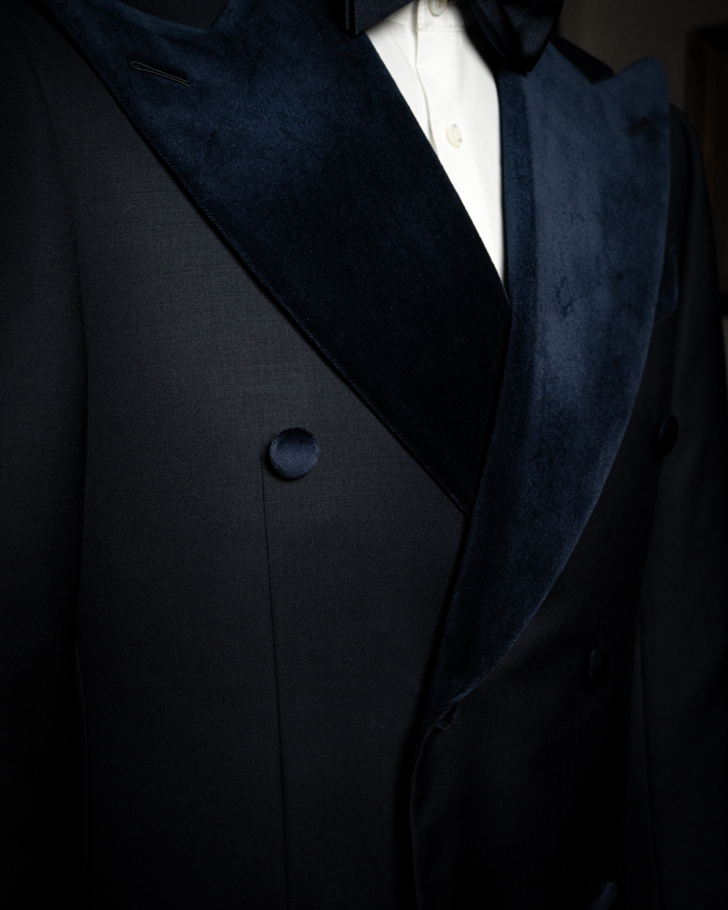 Blue Grinta Tuxedo with Velvet