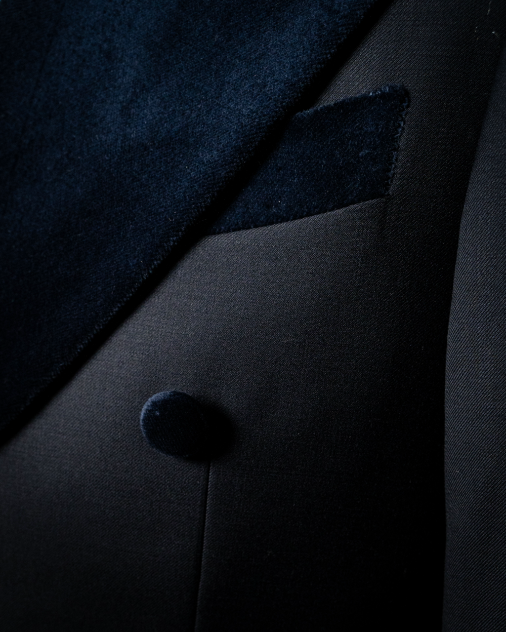 Blue Grinta Tuxedo with Velvet