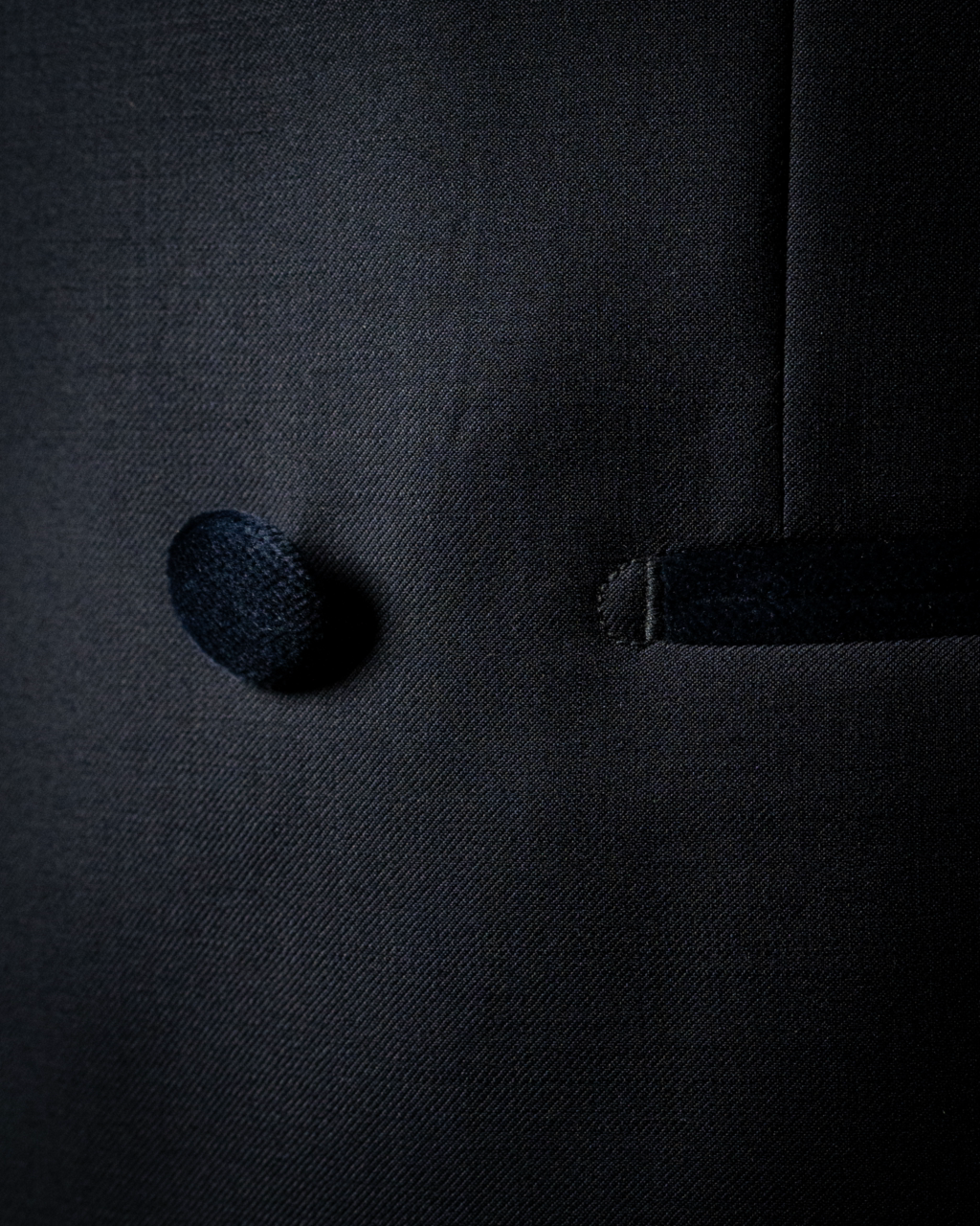 Blue Grinta Tuxedo with Velvet
