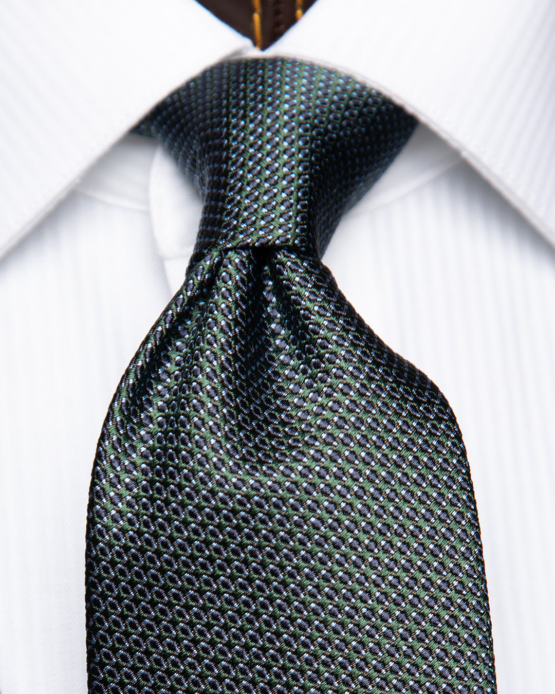 Cravatta Verde Scuro con Micro-Jacquard Blu