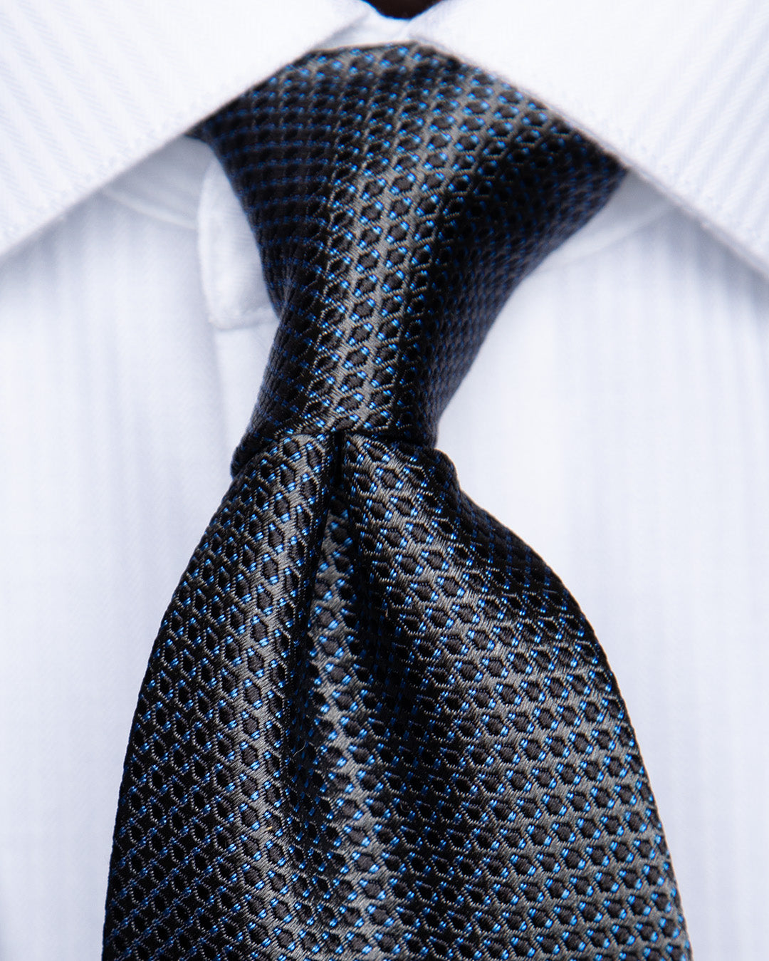 Cravatta Blu Navy con Micro-Jacquard Celeste