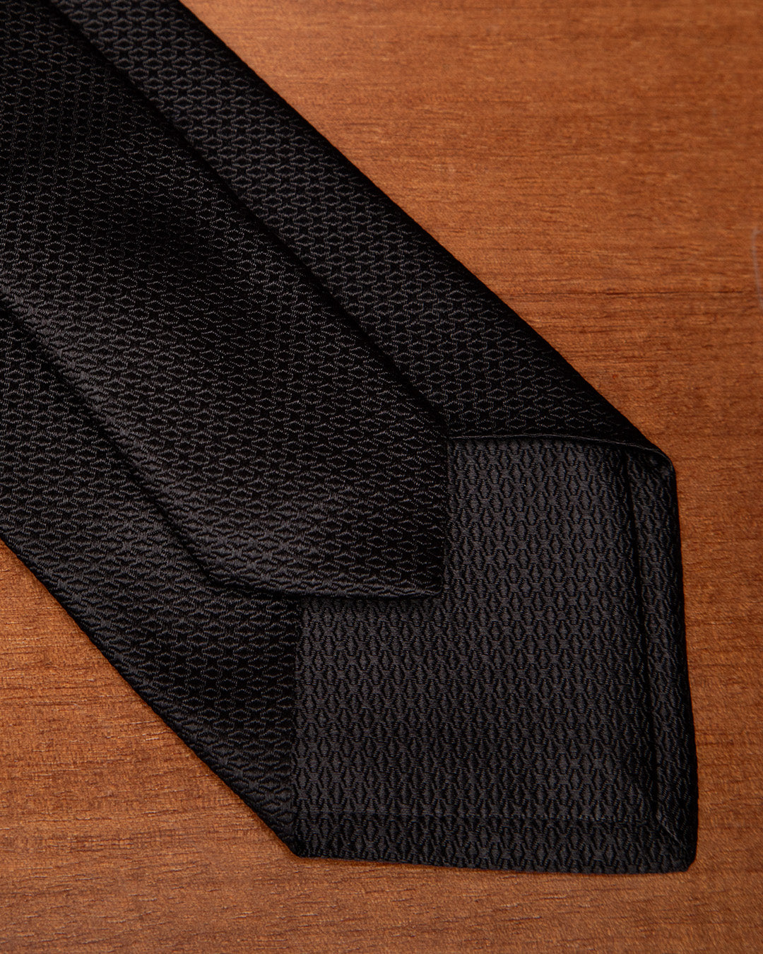 Cravatta Nera con Micro-Jacquard