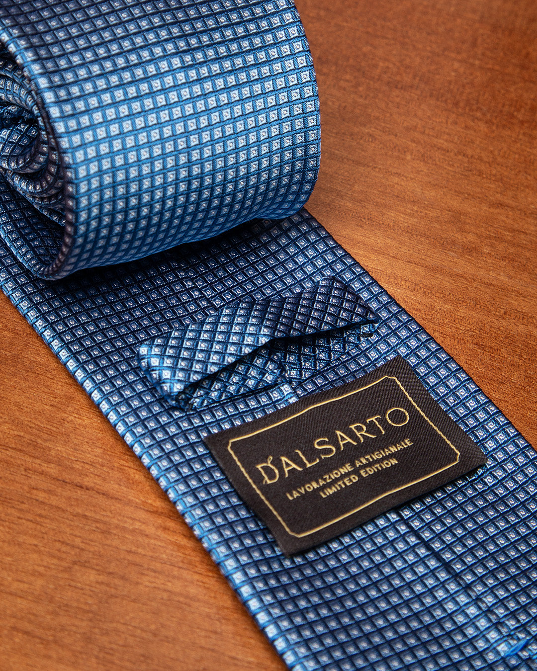 Cravatta Micro-Pixel Avio