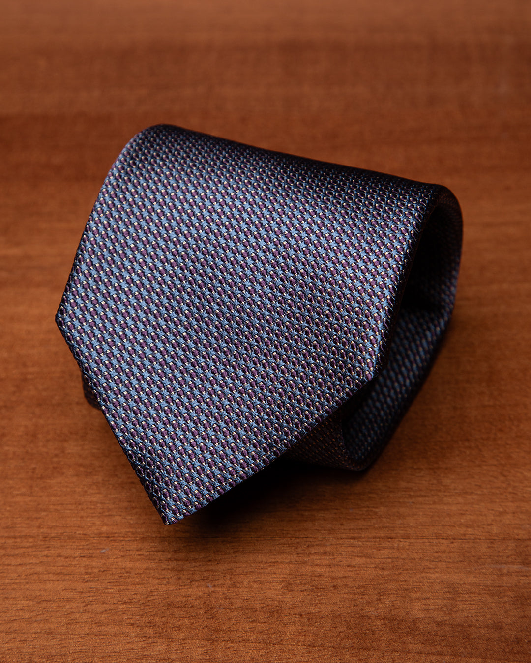 Cravatta Blu Notte con Micro-Jacquard Viola