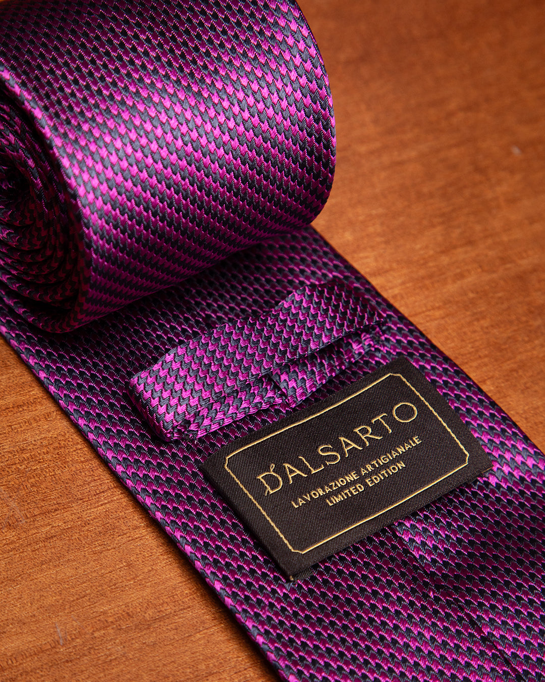 Cravatta Microfantasia Viola