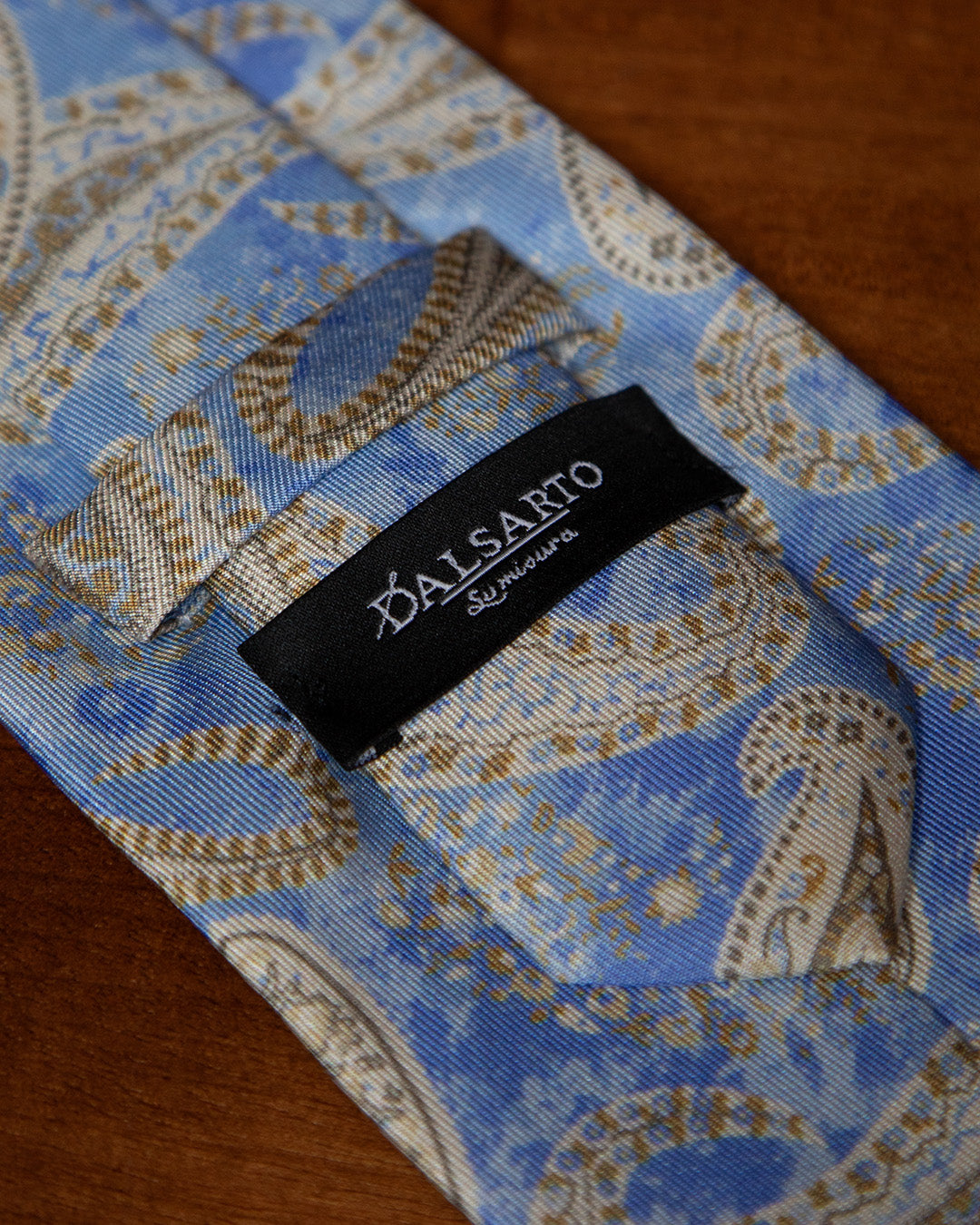 Cravatta Ceruleo con Fantasia Paisley Oro