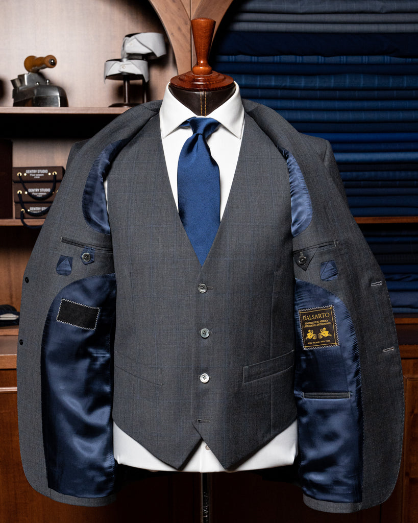Abito Giotto Grigio Quadri Blu con Gilet
