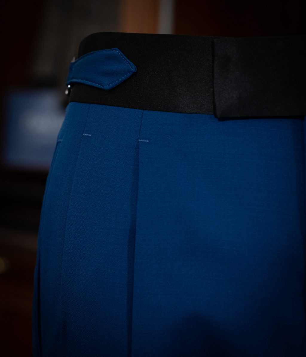 Pantalone Borromini Blu con Fascia in Raso Nero
