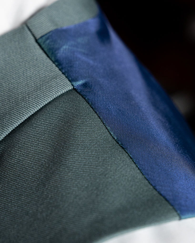 Abito Bernini Blu Dalsarto con Gilet Verde Salvia