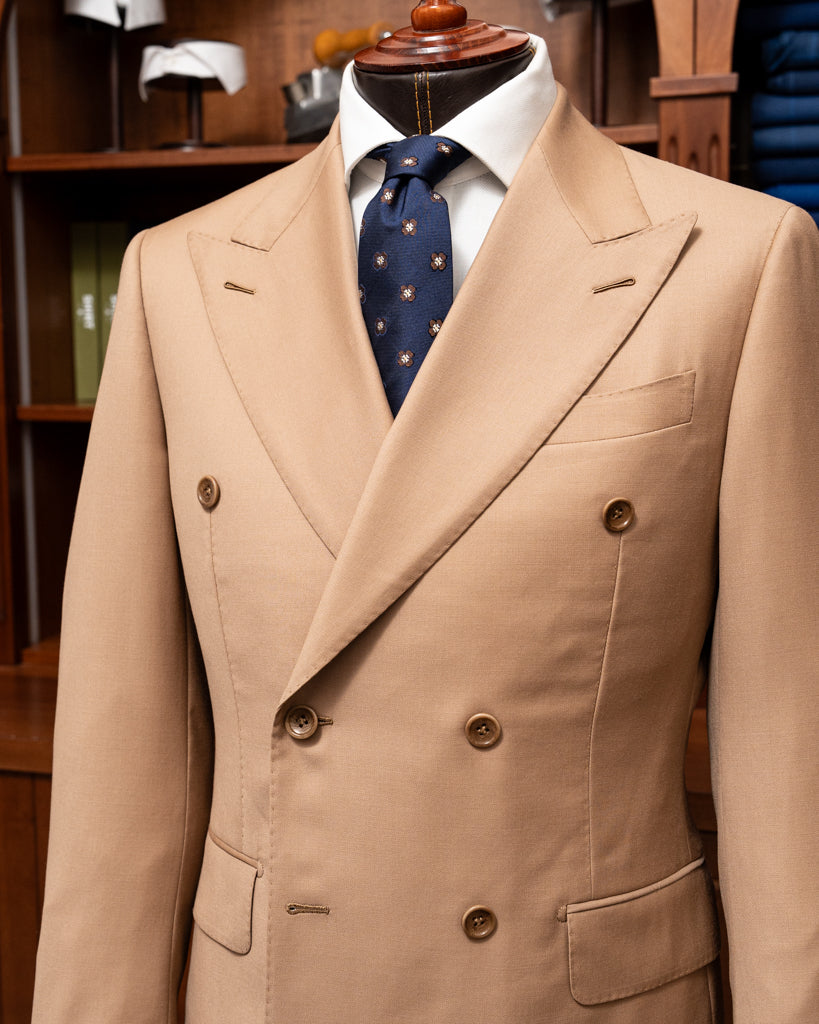 Grinta Beige Suit