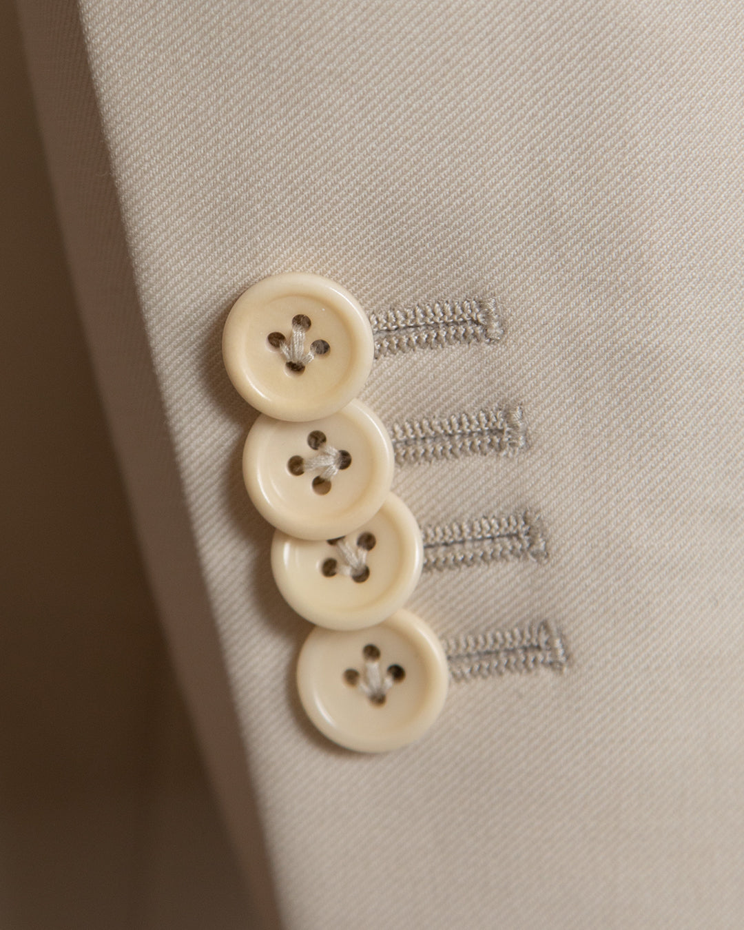Abito Giotto Beige Biscotto con Gilet e Fodera Fantasia