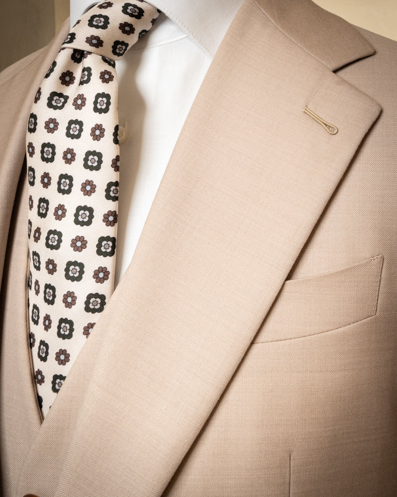 Giotto Beige Biscuit suit with Vest