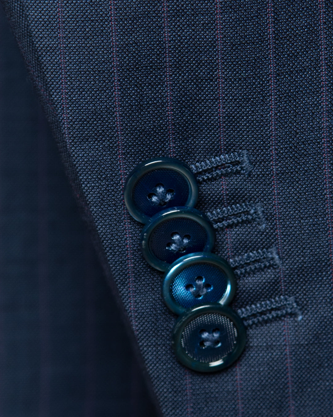 Abito Perugino Gessato Pavone e Glicine