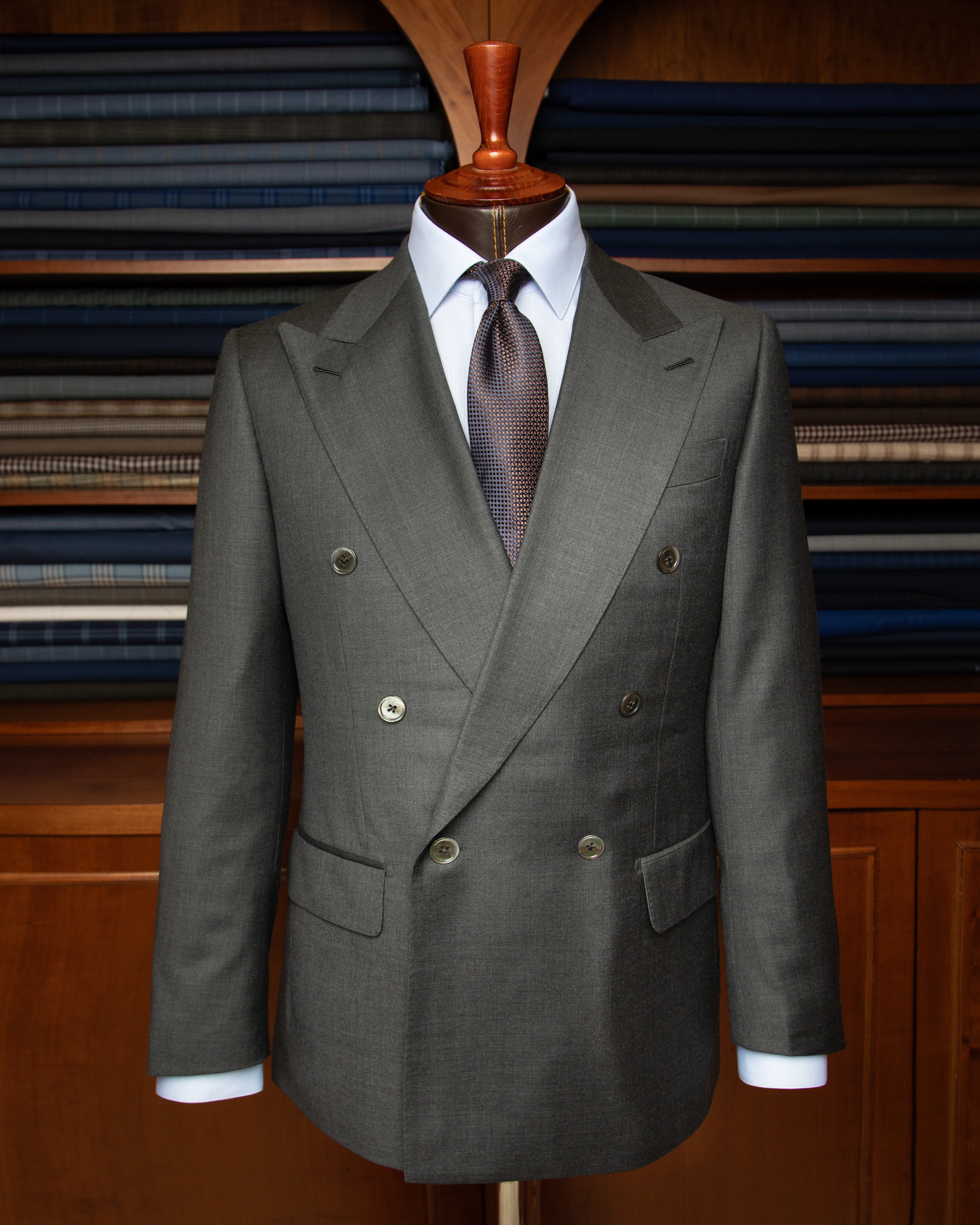 Abito Perugino Grigio Fumo di Londra