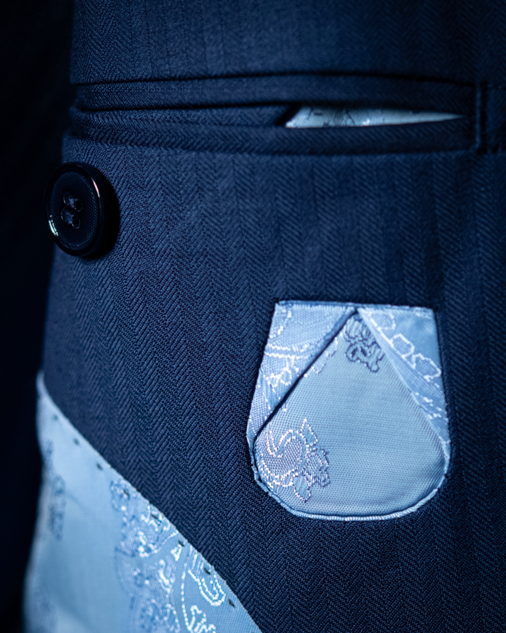 Abito Bernini Blu Chiaro Spinato con Gilet