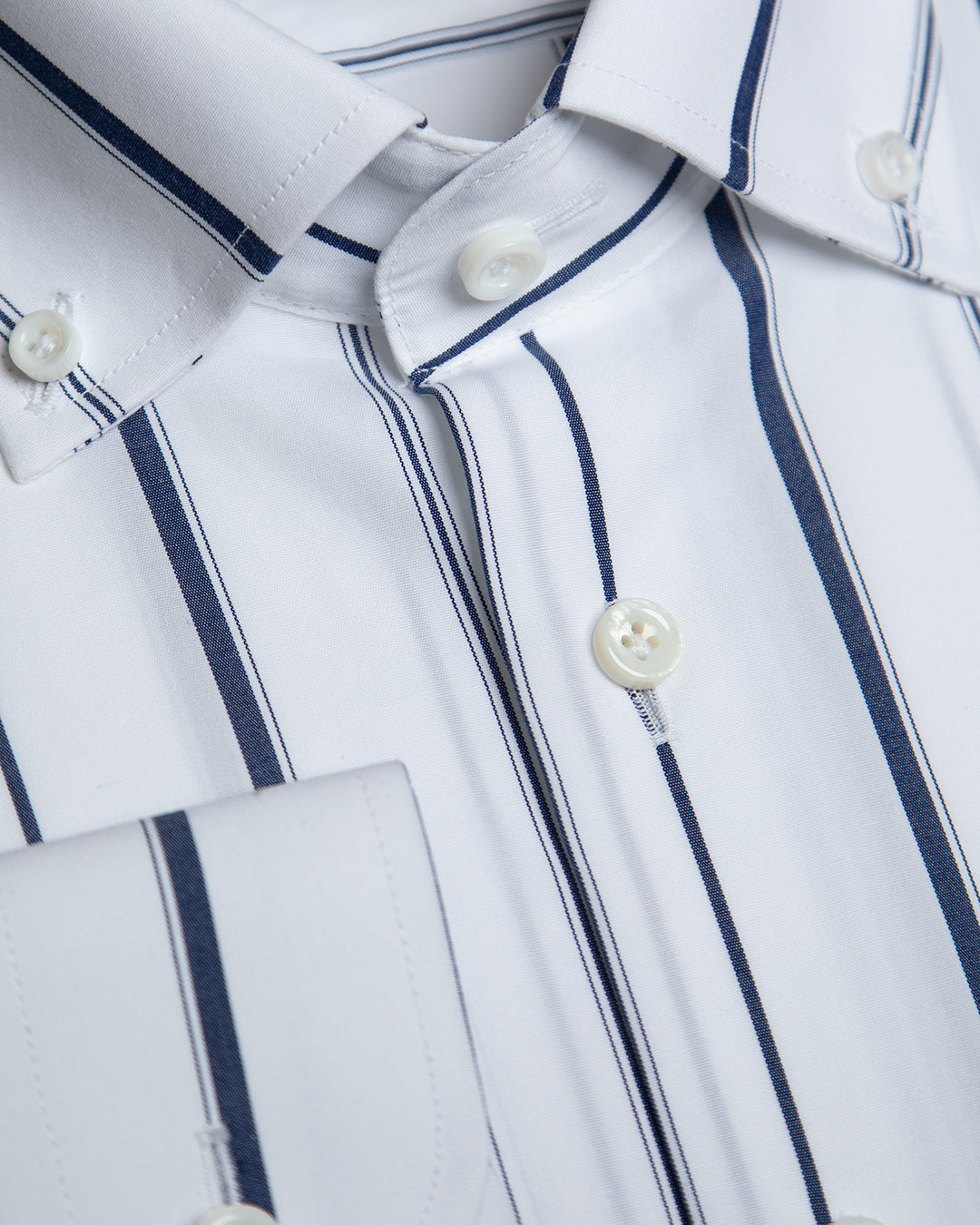 Camicia Bianca a Righe Blu