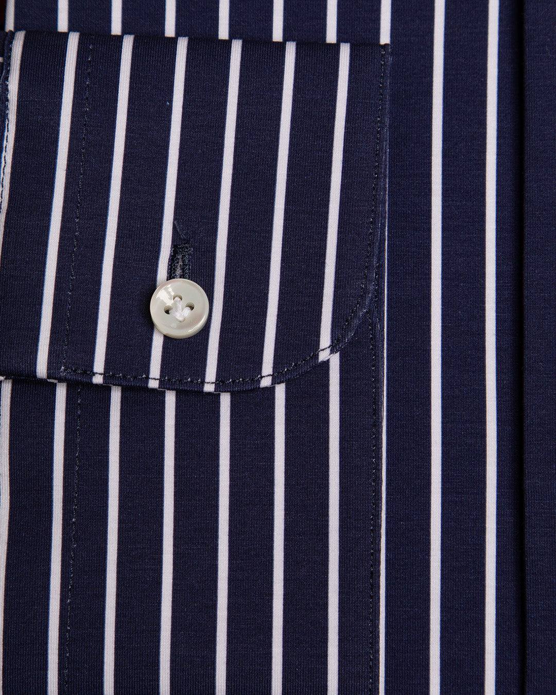 Camicia Blu Scuro con Righe Bianche
