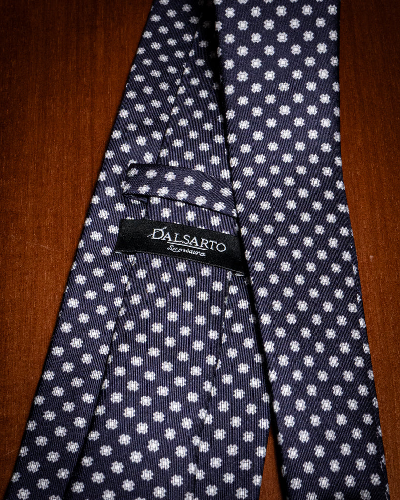 Cravatta Agostino Blu con Fiori Bianchi